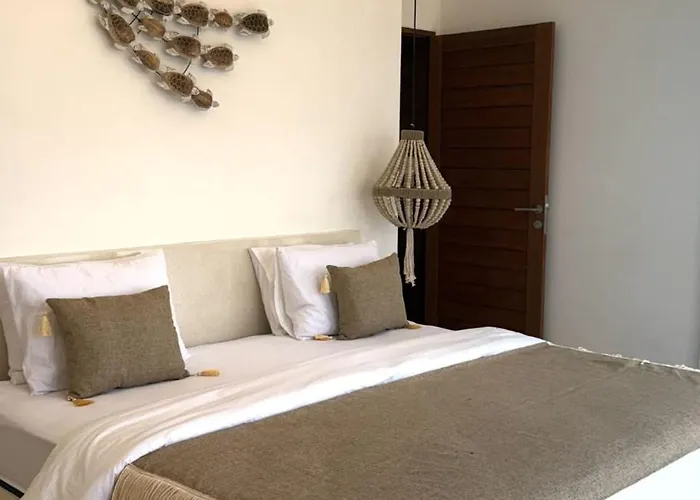 Villa Jaya Luxury 3 Bed Private Pool Jacuzzi 5 Minutes From Nuanu