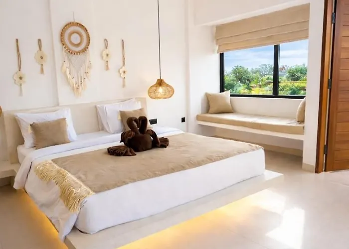 Jaya Luxury 3 Bed Private Pool Jacuzzi 5 Minutes From Nuanu